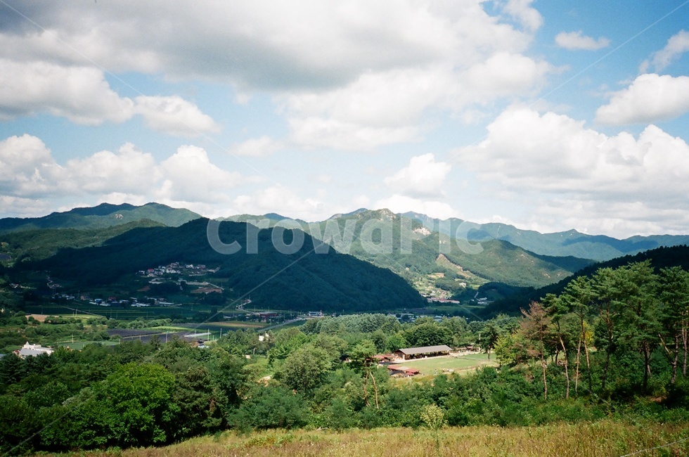 호수,저수지,전망,강원도,구름,빛과그림자,목장,자연,풍경,nature,landscape,한국자연풍경,한국자연경관,korea nature landscape,outdoors,옥외,hill,언덕,mountain,산