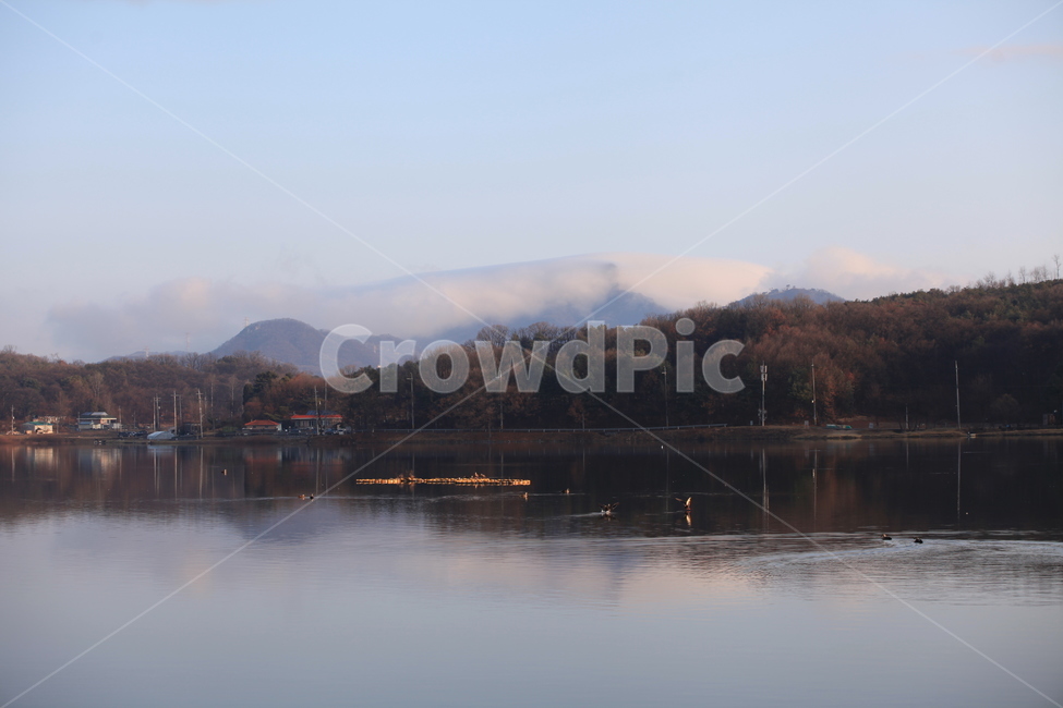 풍경,nature,자연,water,물,outdoors,옥외,lake,호수,운무,반영,하늘