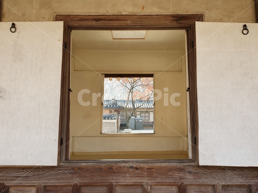 한옥,창호지,창문,프레임,전통,풍경,액자,겨울,연경당,한국전통,한국문화,korean traditional,korean culture,건축물,건물외관,exterior,building,structure,architecture,construction