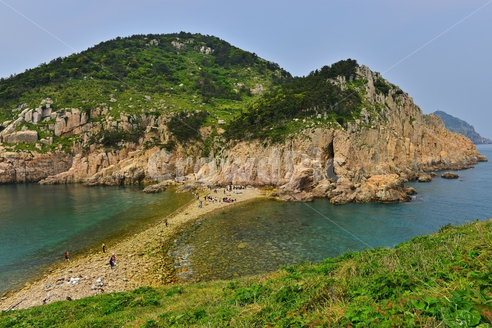 sea,바다,ocean,대양,water,물,shoreline,해안선,nature,자연,outdoors,옥외,promontory,곶,cliff,낭떠러지,거제도,소매물도,쿠크다스섬,경치,경관,풍경