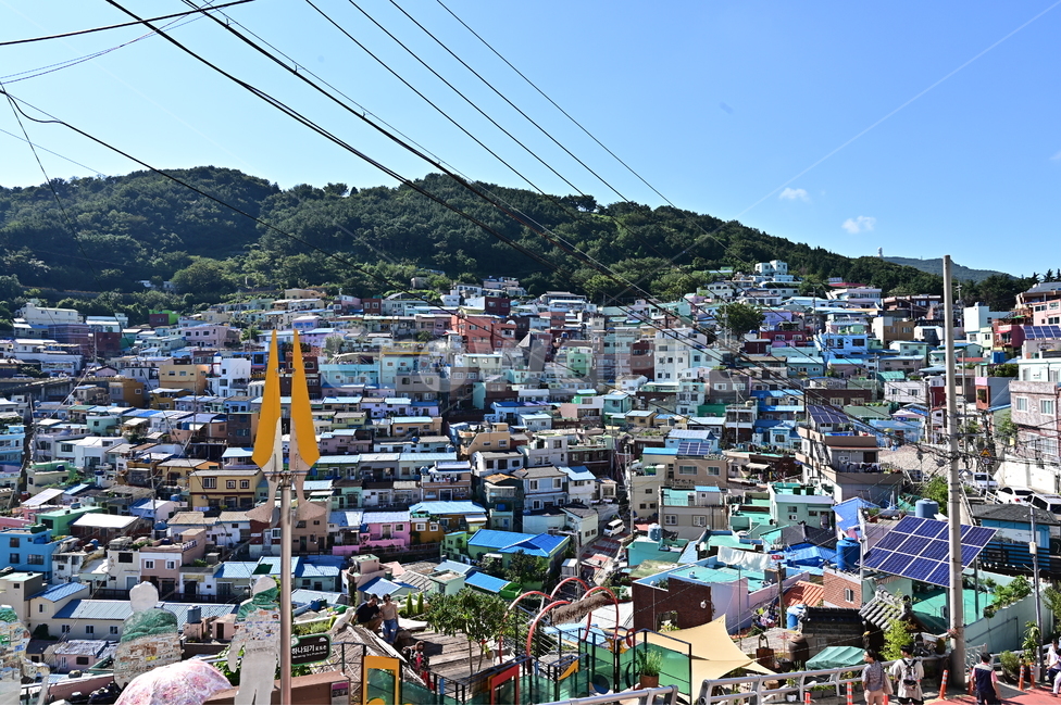 nature,자연,scenery,풍경,outdoors,옥외,landscape,경치,urban,어반,도시,town,building,건물,city,시티,human,인간,person,사람,감천문화마을,부산,busan,도시,풍경,city,landscape