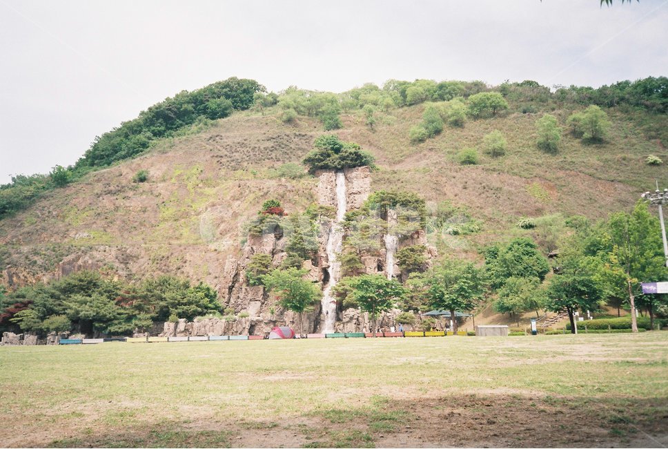 자연,폭포,공원,야외,풍경,나무,필름사진,구름,outdoors,nature,waterfall,tree,cloud
