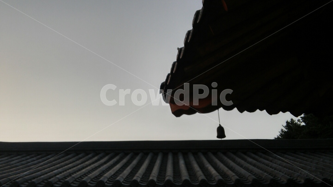 절,종,풍경소리,지붕,한옥,고즈넉,한국전통,한국문화,korean traditional,korean culture