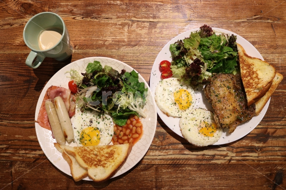 	음식,토스트,계란,요리,식사,샐러드,아침,치킨,토마토,접시,나무,브런치,food,salad,egg,diet,dish,cooking,cooked,cook,cuisine,meal,lunch,커피,coffee,음식,식재료,요리,food,cook,meal,dishes,food reserves,양식,서양음식,서양요리,western food,western dishes,western meal,western cook,아침식사,조식,브런치,breakfast,brunch