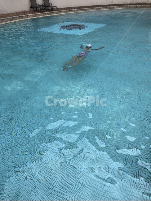 수영,수영장,물,호텔,자유형,여름,계절,summer,season,사람,인물,인간,human,person,water,swimming,sport,스포츠,sports