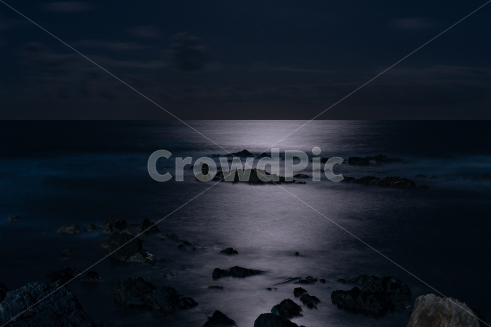 nature,outdoors,옥외,자연,밤바다,수평선,달빛,야경,밤,풍경,nightscape,night,landscape