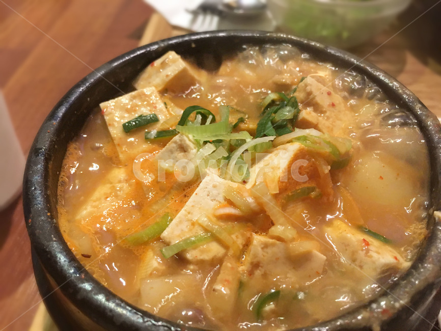 된장찌개,된장,뚝배기,찌개,한국음식,음식,식사,두부,식재료,한식,음식,식재료,요리,food,cook,meal,dishes,food reserves,한식,한국음식,한국요리,korean food,korean dishes,korean meal,korean cook