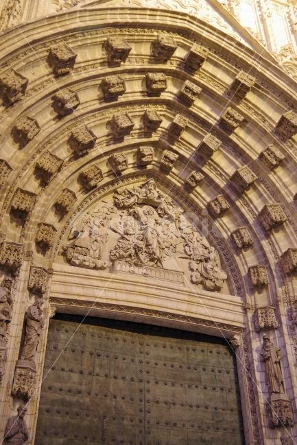 	여행,스페인,세비야,travel,spain,seviila,성당,cathedral,건축물,건물외관,exterior,building,structure,architecture,construction,해외,외국,세계,foreign,oversea,world,종교,신앙,religion,belief,faith