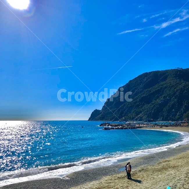 바다,하늘,산,해변,ㄷ양,자연,곶,옥외,해안선,땅,햇빛,파랑,promontory,nature,sea,ocean,outdoors,water,shoreline,land,해변,바다,beach,sea