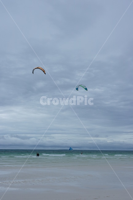 파라세일링,parasailing,세일링,바다,sea,보라카이,boracay,하늘,수평선,구름,sky,cloud,모래사장,백사장,파도,wave,vacationspot,휴양,휴양지