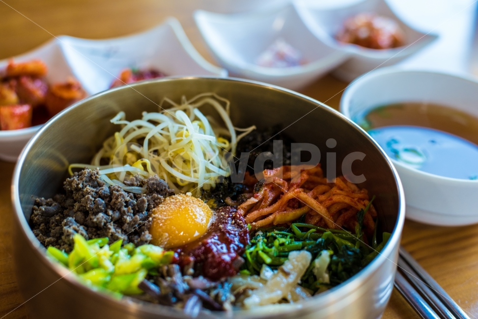 비빔밥,전주비빔밥,나물,한식,식사,전통,한국,한국전통,한국문화,korean traditional,korean culture,음식,식재료,요리,food,cook,meal,dishes,food reserves,한식,한국음식,한국요리,korean food,korean dishes,korean meal,korean cook