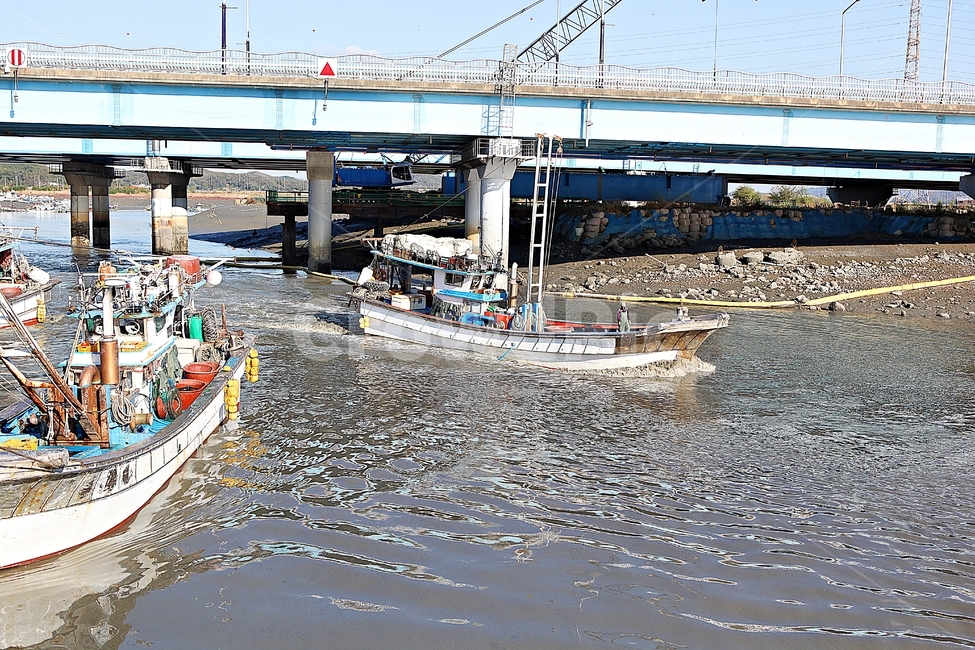 배,어선,선박,바다,고기잡이,어업,난업,파도,물,물살,풍경,자연,어업,fishery,fishing industry