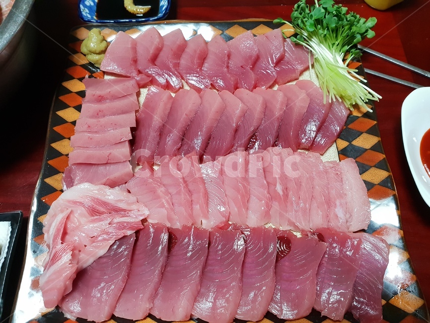 참치회,생참치,자연산회,참다랑어회,sashimi