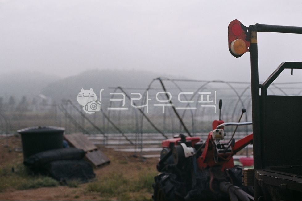 field,countryside,dawn,House,tiller,Fog