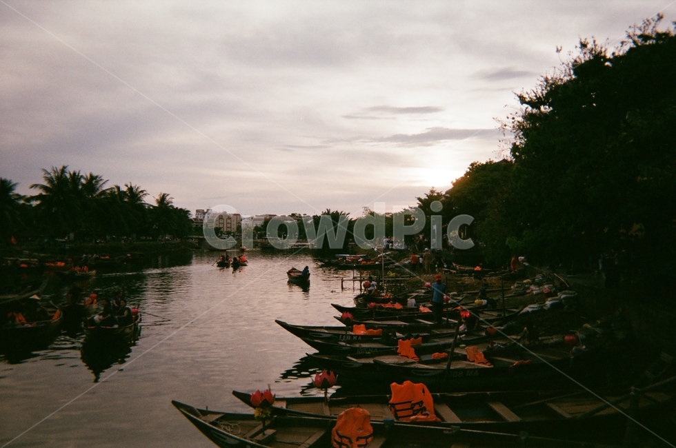 노을,베트남,물,water,잔잔함,배,강,관광,감성,무드,풍경,river,필름,film,mood,boat,색감,emotion,sensible,feeling,healing,landscape,감성사진