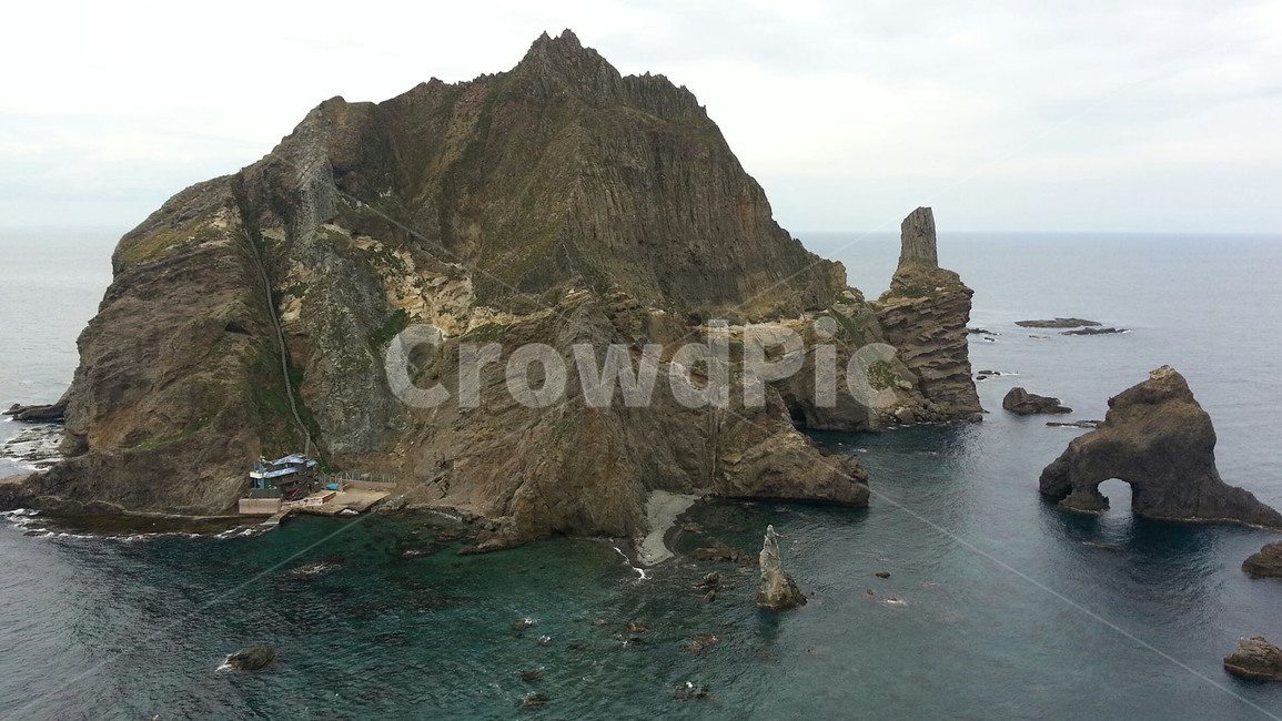 서도,독도,dokdo,石島,liancourt,hornest,독섬,리앙크루,호네스트,석도,자연,풍경,nature,landscape,한국자연풍경,한국자연경관,korea nature landscape,promontory,곶,cliff,낭떠러지,outdoors,옥외,sea,바다,ocean,대양,water,물,shoreline,해안선,land,땅