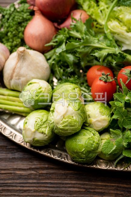 mini cabbage,vegetarian diet,ingredients,diet,vegetable,Brussels Sprouts,food