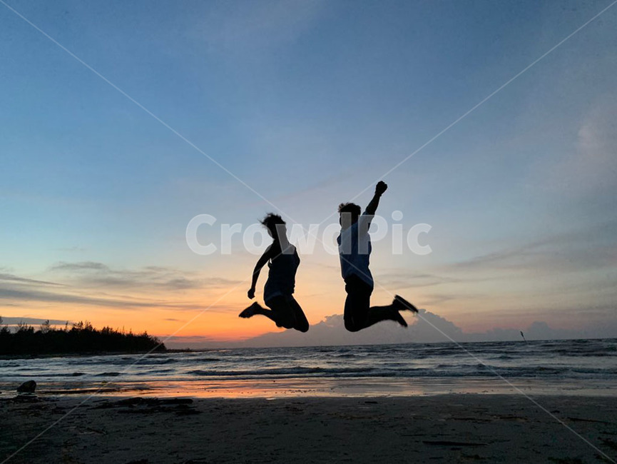 해변,선셋,노을,풍경,그림자,해변,바다,beach,sea,사람,인물,인간,human,person,감정표현,기분,feeling,emotion,여행,휴가,traveling,vacation,trip