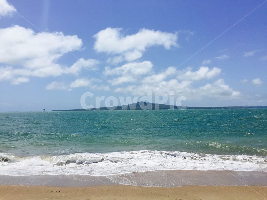 nature,자연,shoreline,해안선,water,물,ocean,대양,sea,바다,바닷가,모래사장,sand,파도,wave,sky,cloud,하늘,구름,자연,풍경,nature,landscape