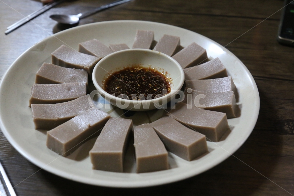 메밀묵,한식,묵,정갈한,접시요리,음식,식재료,요리,food,cook,meal,dishes,food reserves,한식,한국음식,한국요리,korean food,korean dishes,korean meal,korean cook