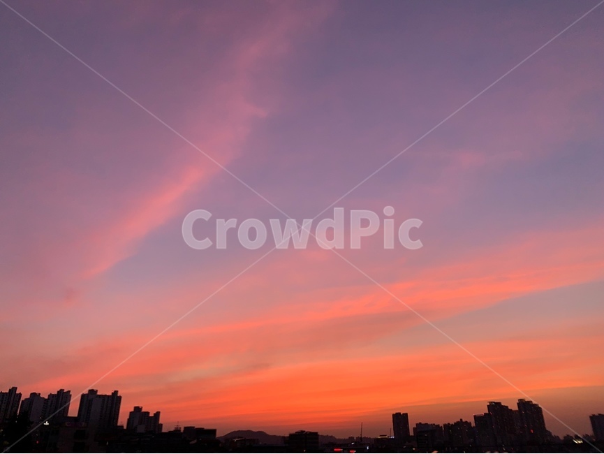 빛,하늘배경,light,cloud,sky,하늘,구름,구름사이,노을,붉은하늘,붉은노을,붉은구름,sun,sunset,핑크하늘,감성사진