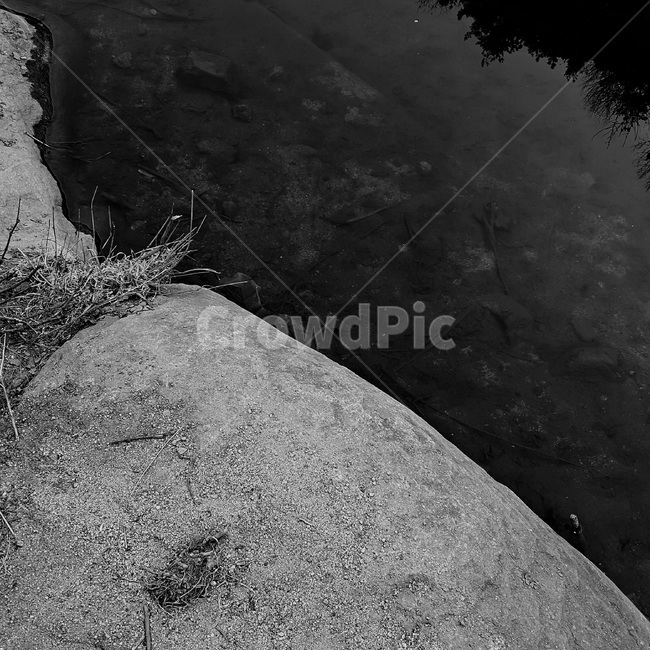 흑백,모노톤,하천,바위,풀,물,자연,풍경,nature,landscape,흑백,모노톤,monochrome,black and white