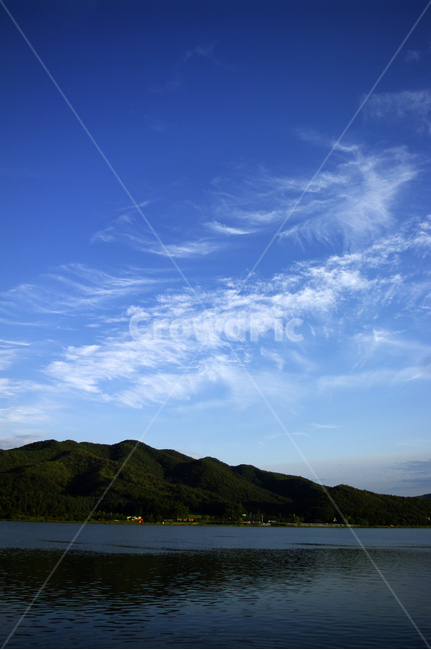 강,하늘,구름,풍경,산,자연,풍경,nature,landscape,land,땅,outdoors,옥외,water,물,sea,바다,ocean,대양,shoreline,해안선