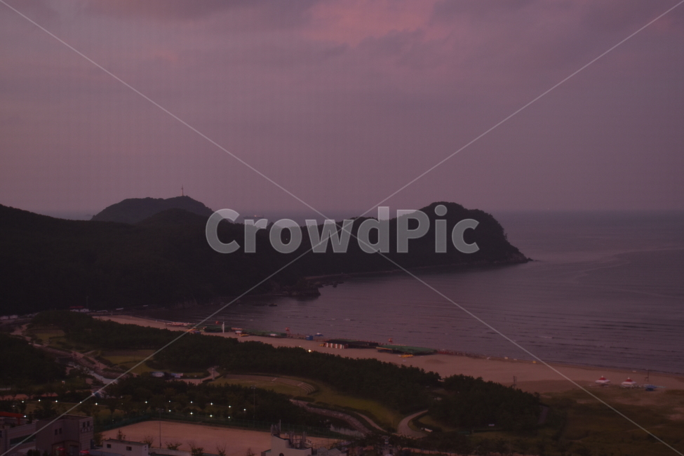 바다,물결,파도,해변,자연,풍경,햇빛,산,sea,wave,nature,landscape,ocean,대양,outdoors,야외,자연,풍경,nature,landscape,land,땅,옥외,water,물,shoreline,해안선