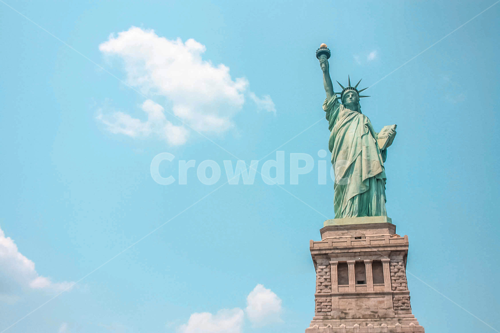 자유의여신상,thestatueofliberty,뉴욕,맨하튼,newyork,앨리스섬,하늘,미국,랜드마크,landmark,tourist attraction,해외,외국,세계,foreign,oversea,world,세계랜드마크,해외랜드마크,외국랜드마크,world landmark,world tourist attraction,art,미술,sculpture,조각,statue,동상,monument,기념물