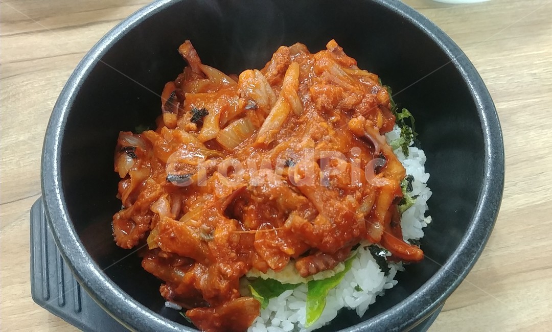 낙지덮밥,낙지,낙지요리,낙지비빔밥,뚝배기낙지덮밥