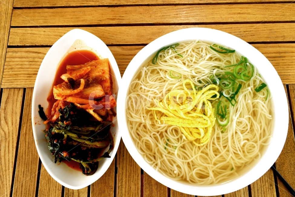 국수,잔치국수,김치,국시,밀가루음식,food,음식,음식,식재료,요리,food,cook,meal,dishes,food reserves