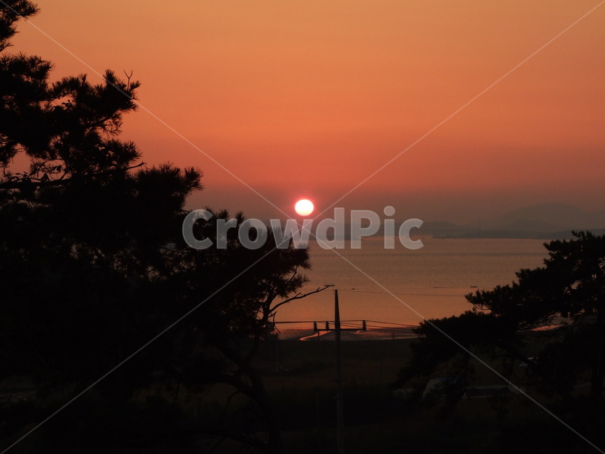 일몰,석양,태양,노을,하늘,풍경,자연,풍경,nature,landscape,outdoors,옥외,sunset,red sky,붉은 하늘,sky,dusk,황혼,dawn,새벽