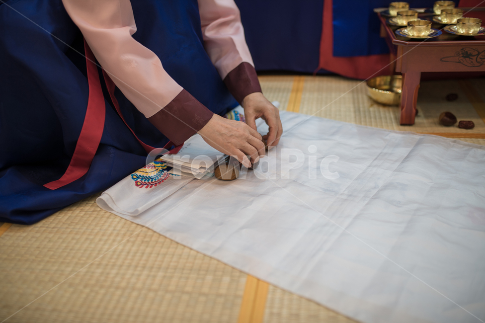 폐백,결혼식,수모,결혼,사람,한국전통,한국문화,korean traditional,korean culture,결혼,혼례,웨딩,wedding,marriage,marry