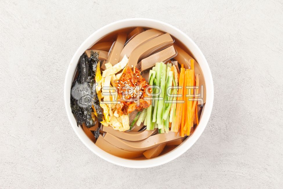 Acorn jelly,acorn,jelly,Korean food,Korean culture,food,meal,food,groceries,ingredients,ingredients,food ingredients,acorn jelly rice,acorn rice,acorn powder