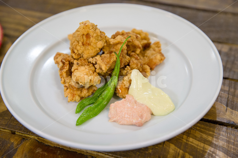 brown,chicken,cooking,cuisine,delicious,dinner,dish,eat,food,fried,friedchicken,friedfood,friedfoodtopview,gourmet,homemadefood,hot,meal,meat,pepper,plate,restaurant,sauce,tasty,white,yellow,요리,음식,치킨,후라이드,순살치킨,튀김,튀김요리,순살,닭,닭요리,닭고기,명란소스,고추냉이소스,음식,식재료,요리,food,cook,meal,dishes,food reserves