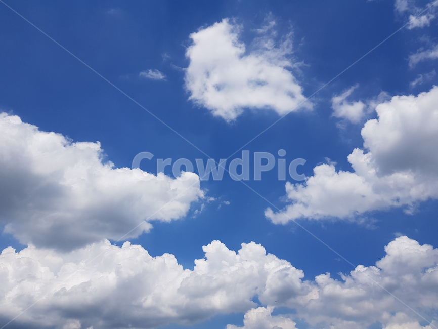 구름,하늘,파란하늘,뭉게구름,하얀구름,파란색,흰색,하얀색,cloud,sky,bluesky