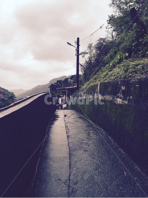 uphill road,cloud,trail,rain,taiwan,Taipei
