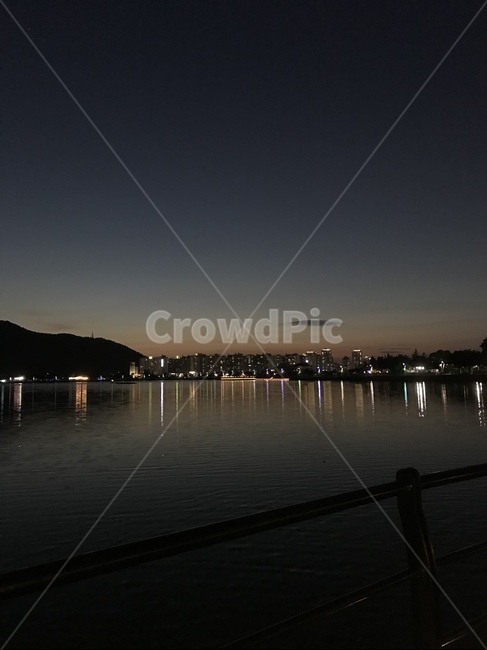 일몰,석양,sunset,풍경,강가,노을,역광,수성못,배경,저녁노을,해질녘,분위기,멋진분위기,엽서,자연,nature,도시,city