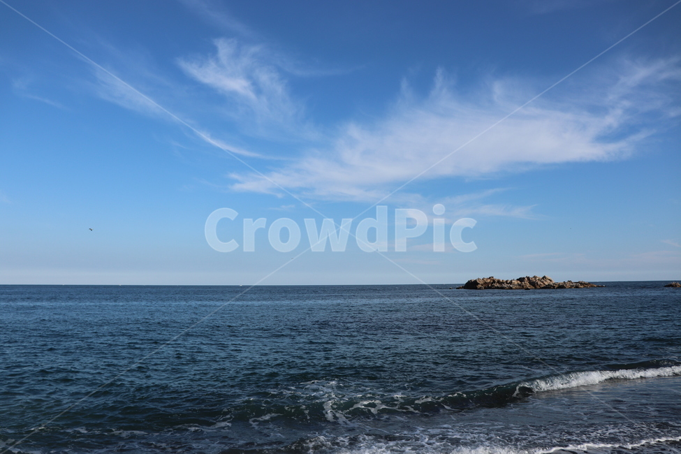 경주,바다,돌섬,파도,가을바다,문무왕릉,자연,풍경,nature,landscape,outdoors,옥외,water,물,ocean,대양,sea,architecture,건축물,building,건물,promontory,곶