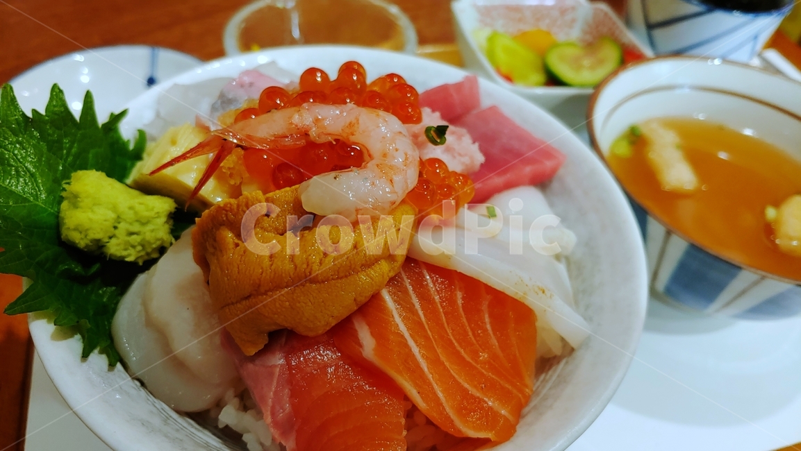 음식,food,meal,밥,덮밥,회,해산물,연어,연어알,우니,한치,일식,새우,참치,와사비,우니동,한끼,식사,음식,식재료,요리,food,cook,meal,dishes,food reserves,일식,일본음식,일본요리,Japanese food,Japanese dishes,Japanese meal,Japanese cook