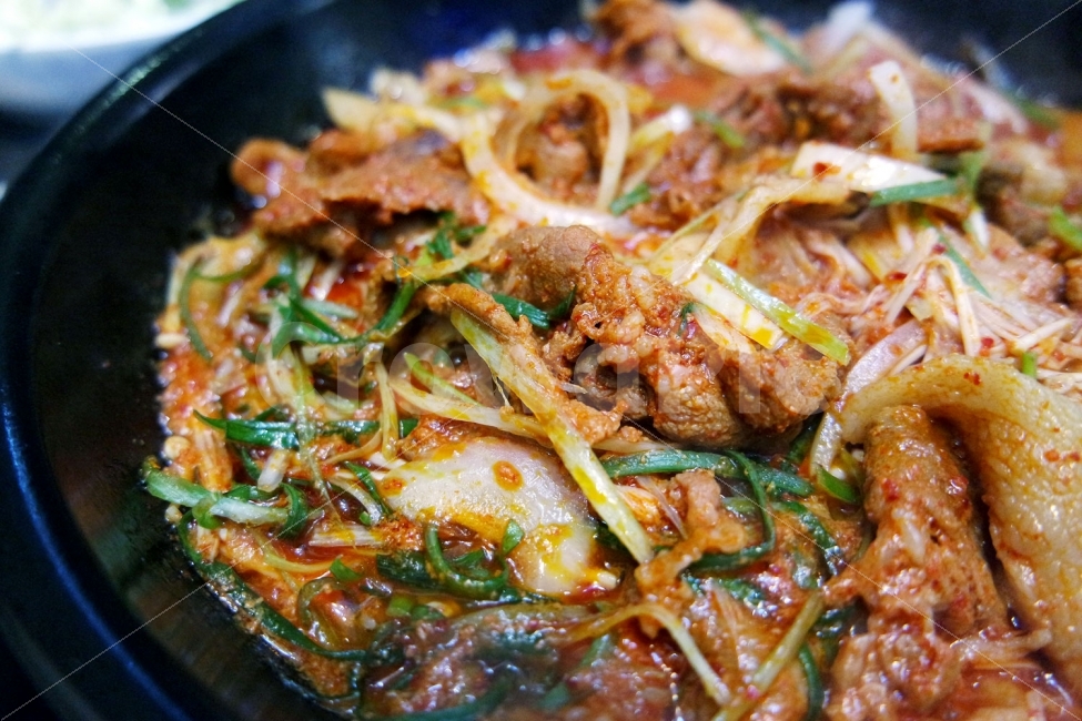 두루치기,제육볶음,한식,밥상,메뉴,돼지고기,음식,식재료,요리,food,cook,meal,dishes,food reserves,육류,고기,meat,한식,한국음식,한국요리,korean food,korean dishes,korean meal,korean cook