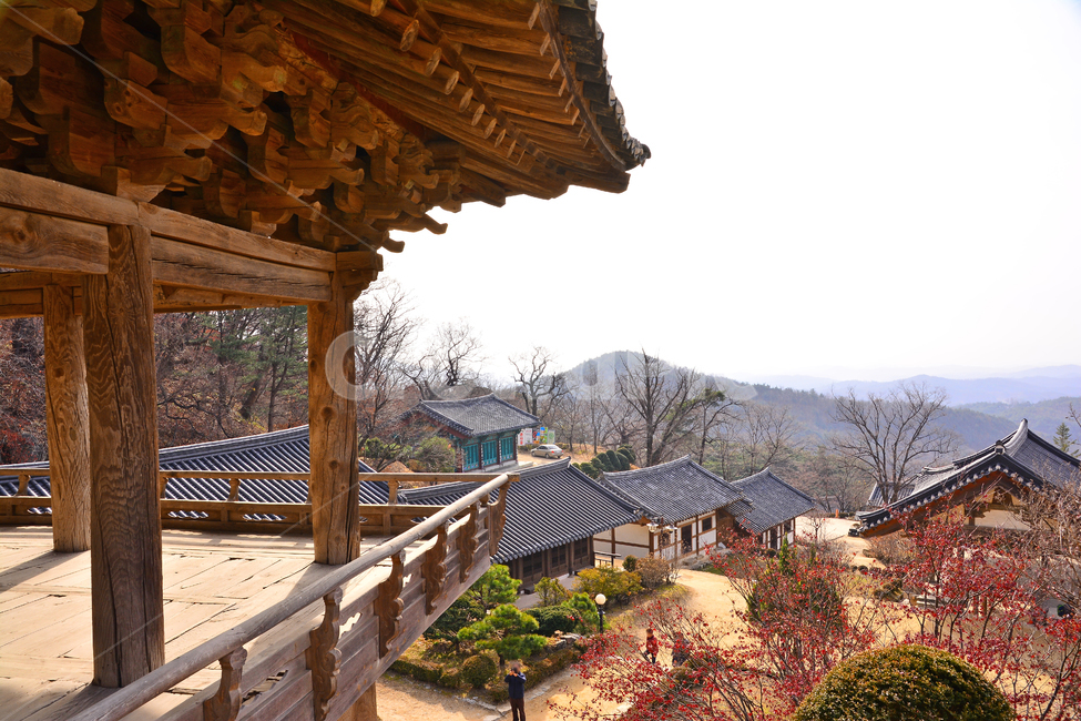 부석사,절,사찰,산사,불교,절집,고즈녁,기어ㅏ집,전통,건축미,목재,우드,wood,buddhisttemple,올드,오래된,한국풍경,코리안,풍경,건축물,한국전통,한국문화,korean traditional,korean culture,건축물,건물외관,exterior,building,structure,architecture,construction