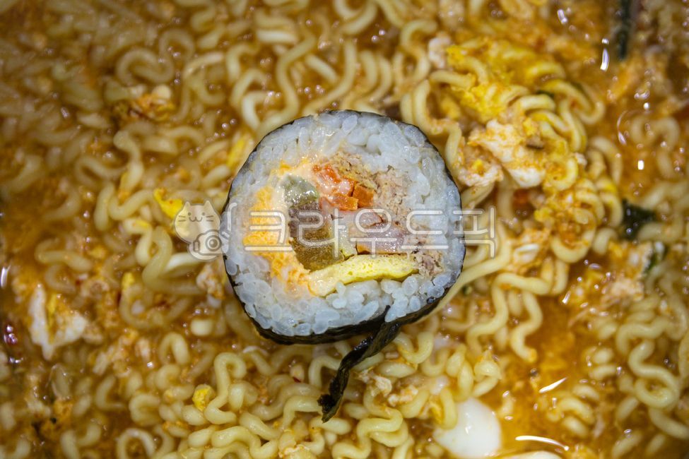 김밥,라면,라면김밥,분식,음식,한식,인스턴트음식,인스턴트,치즈김밥,김,밥,면,간편음식