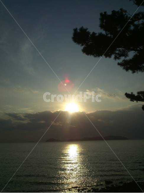 일몰,햇빛,sunset,빛,sunlight,light,저녁,하늘,구름,자연,풍경,nature,landscape,flare,플레어