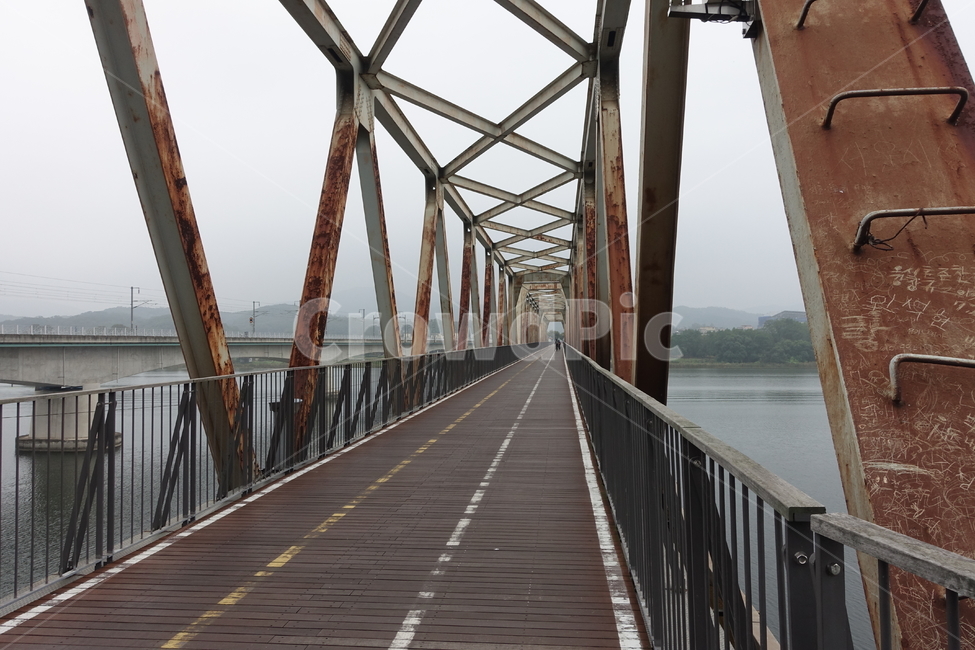 철교,자전거길,양수리,공원,야외,다리,bridge,건축물,건물외관,exterior,building,structure,architecture,construction