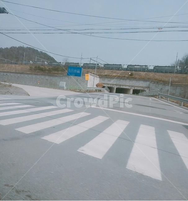 횡단보도,시골,신호등,촌,터널,길