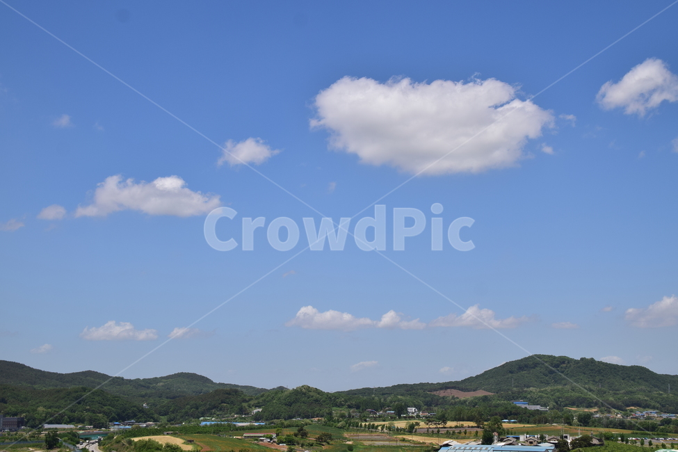 구름,하늘,파란하늘,산,뭉게구름,풍경,푸른하늘,힌구름,sky,cloud,mountain,blue,white,landscape,먼산,맑은하늘,농촌풍경,자연풍경