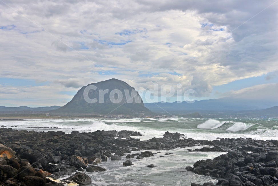 제주,용머리해안,산방산,파도,구름,nature,자연,outdoors,옥외,sea,바다,shoreline,해안선