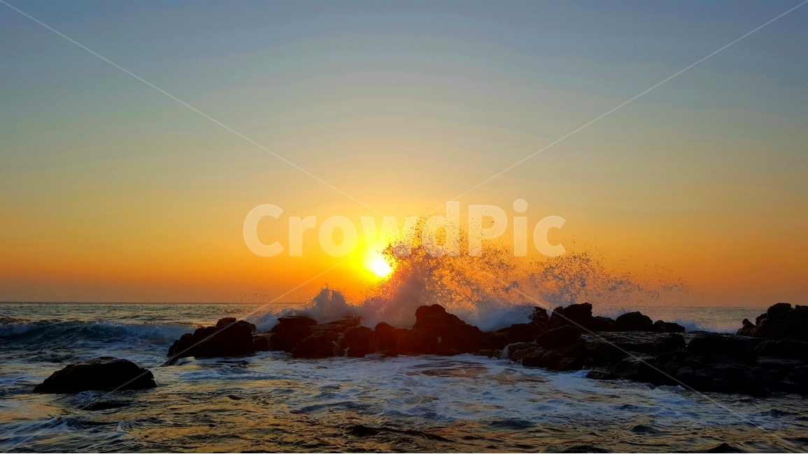 파도,노을,제주바다,sunset,바다,자연,풍경,nature,landscape,한국자연풍경,한국자연경관,korea nature landscape,제주도,jeju,jeju island,outdoors,옥외,일몰,sky,하늘,dusk,황혼,red sky,붉은 하늘,dawn,새벽