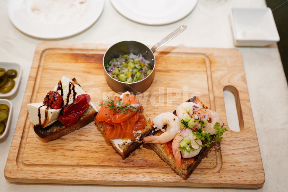 음식,빵,bread,먹거리,푸드,식사,양식,새우,연어,생선,치즈,음식,식재료,요리,food,cook,meal,dishes,food reserves,양식,서양음식,서양요리,western food,western dishes,western meal,western cook